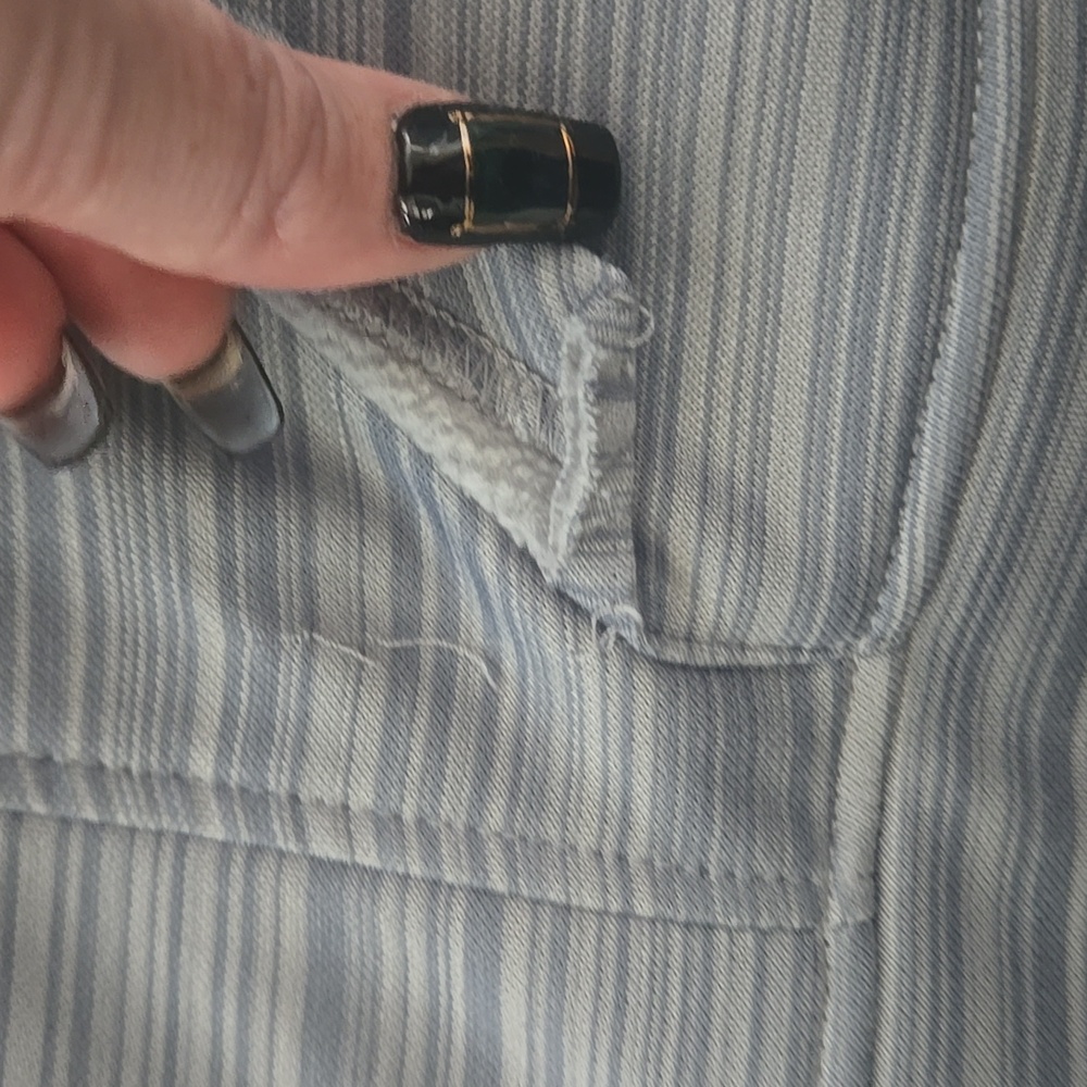 Hoyt Archery Blie Striped Hoodie - Picture 5 of 6